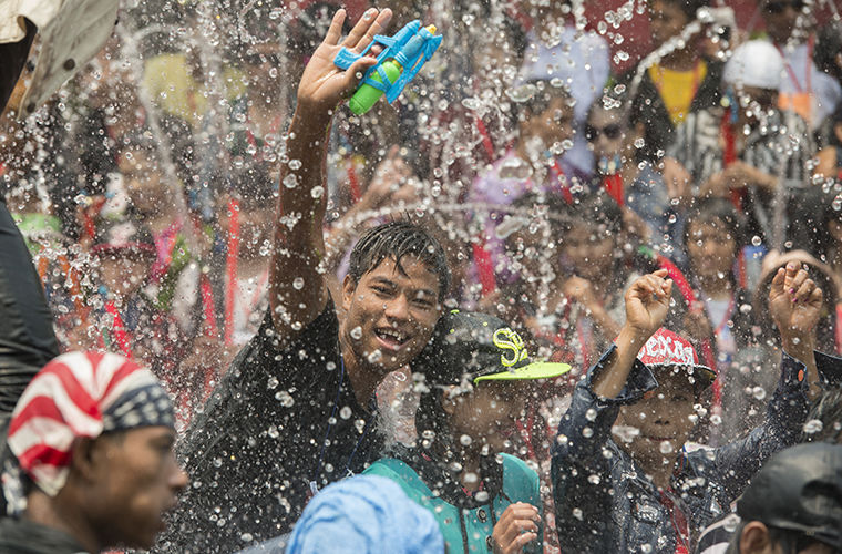 Национальные традиции и особенности менталитета бирманцев Национальные традиции и особенности менталитета бирманцев