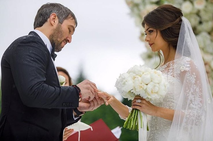 Звездные свадьбы 2017 года Звездные свадьбы 2017 года