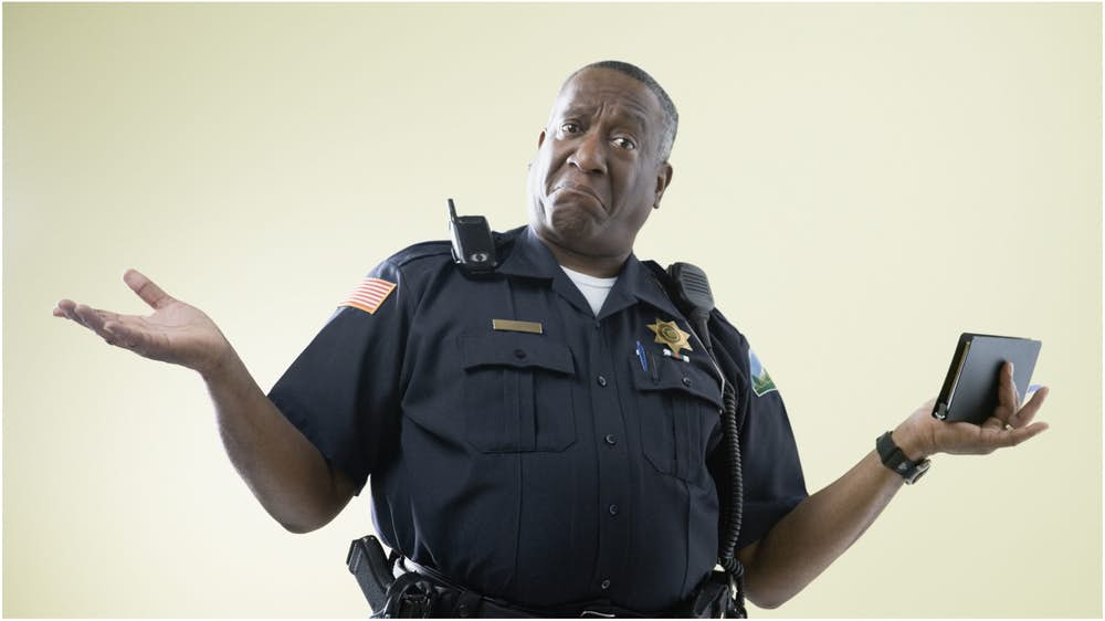 «Але, полиция?» или несколько самых забавных, бредовых и тупых звонков, которые поступали блюстителям правопорядка