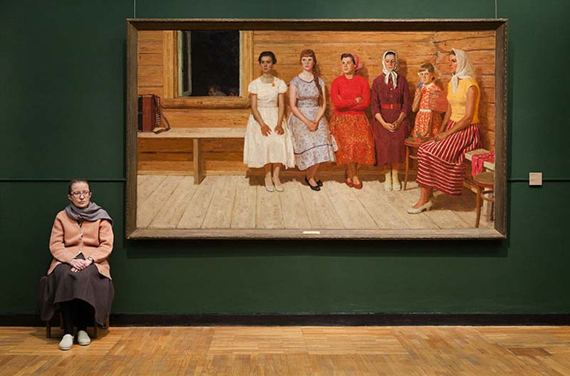 Фотосерия «Смотрительницы российских музеев» от американского фотографа Фотосерия «Смотрительницы российских музеев» от американского фотографа