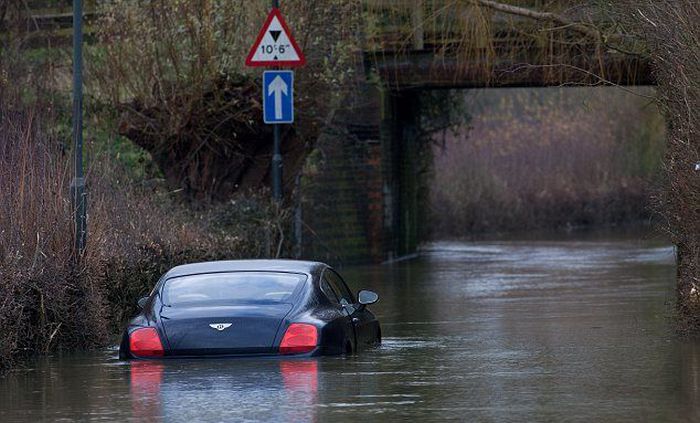 История одного Bentley (11 фото)