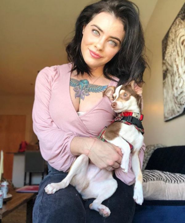 Бывшая военнослужащая морской пехоты США увлеклась бодибилдингом