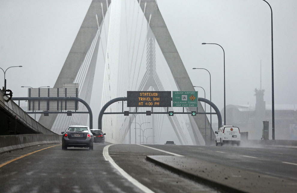 Снежная буря «Немо» в США Снежная буря «Немо» в США