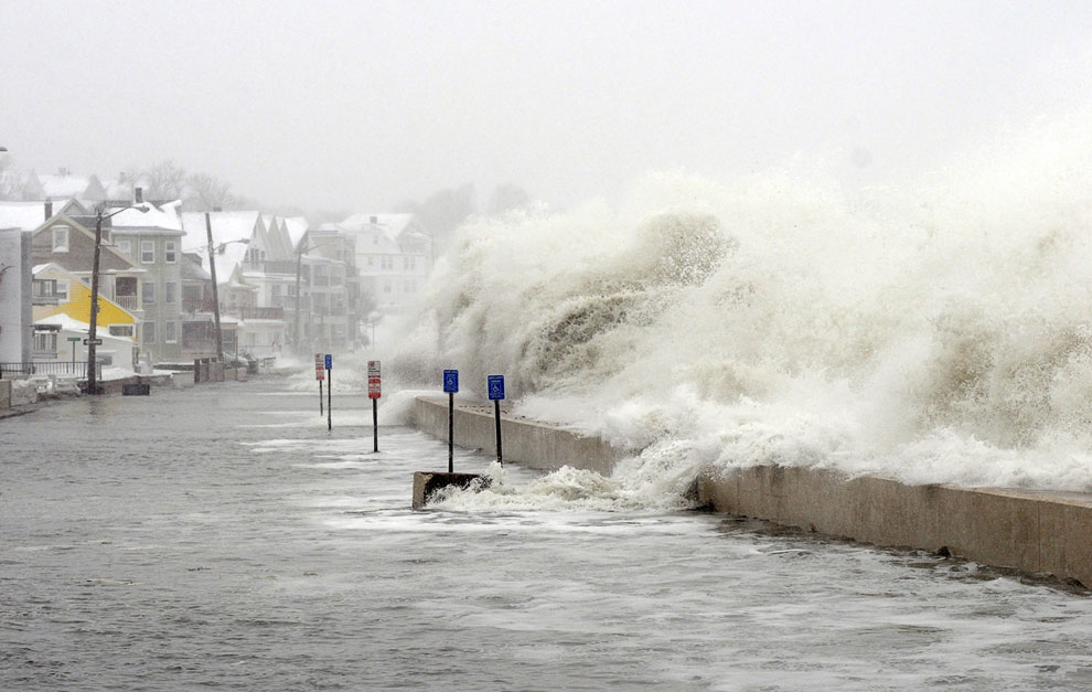 Снежная буря «Немо» в США Снежная буря «Немо» в США
