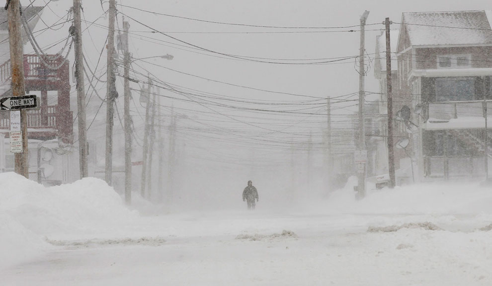 Снежная буря «Немо» в США Снежная буря «Немо» в США