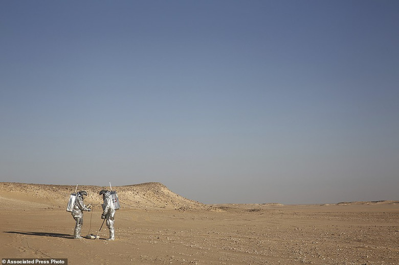 В пустыне Омана симулируют жизнь на Марсе В пустыне Омана симулируют жизнь на Марсе