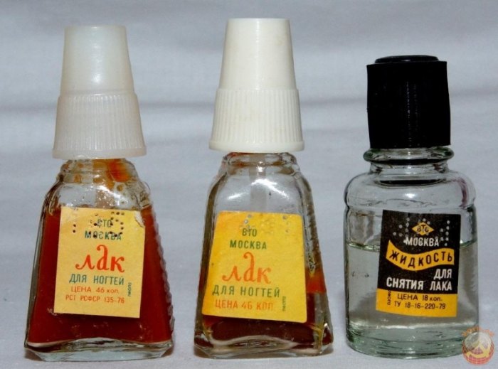 Из чего была сделана и как рекламировалась советская косметика и парфюмерия Из чего была сделана и как рекламировалась советская косметика и парфюмерия