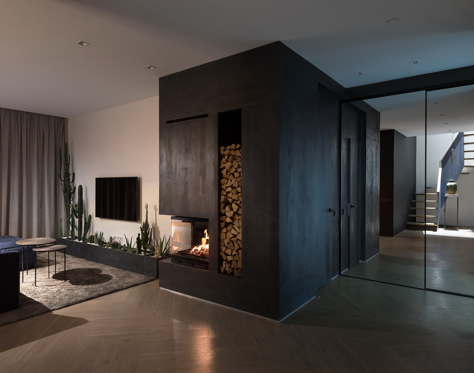 Современный интерьер трёхуровневой квартиры в Киеве