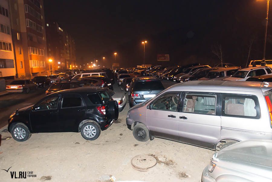 Платные парковки во Владивостоке (12 фото)