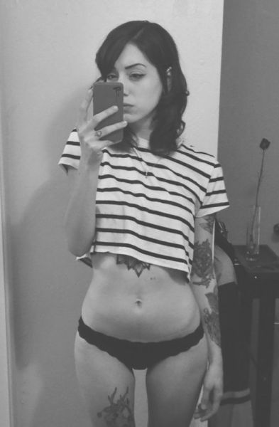 Девушки с татуировками (45 фото)