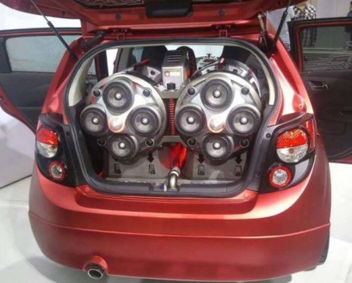 Самые необычные автомобили и мотоциклы