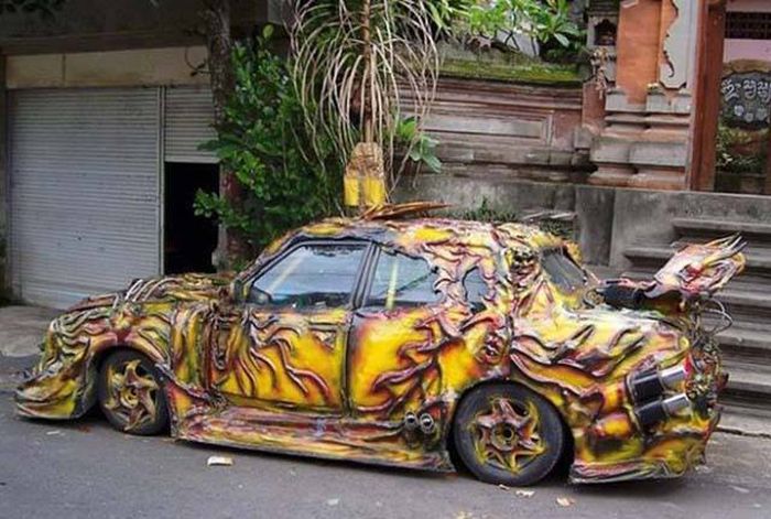 Самые необычные автомобили и мотоциклы