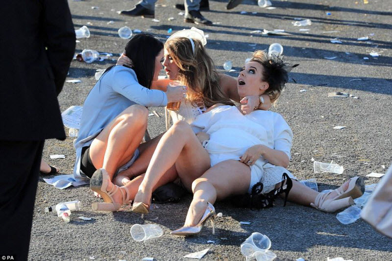 День Леди-2017 как прошла ежегодная женская попойка в Британии