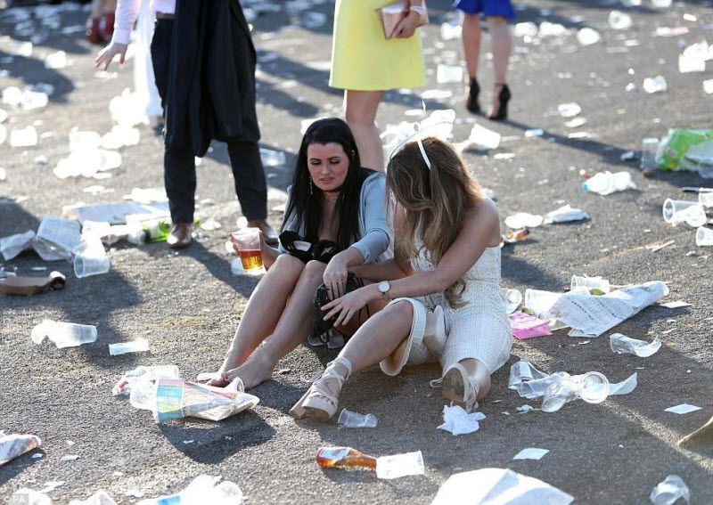 День Леди-2017 как прошла ежегодная женская попойка в Британии