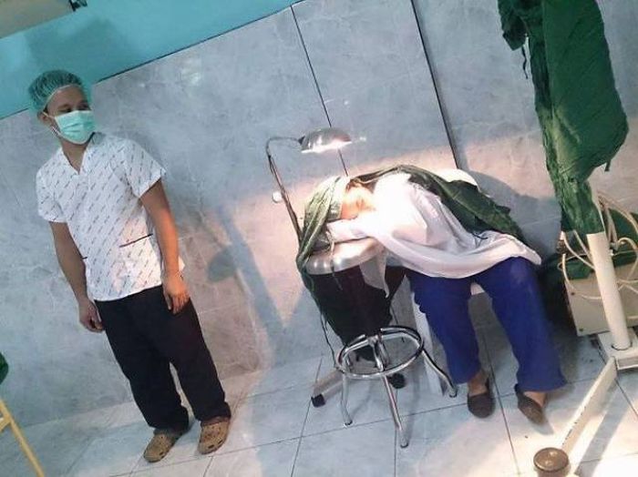 Уставшие медработники