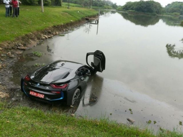 Подборка автоюмора