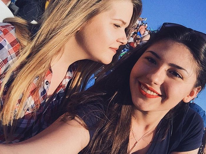 Девушки на футбольных матчах