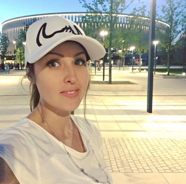 Девушки на футбольных матчах