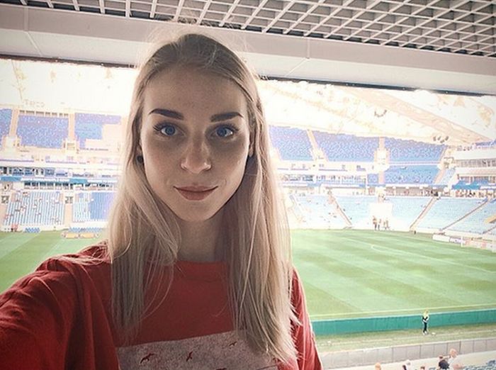 Девушки на футбольных матчах