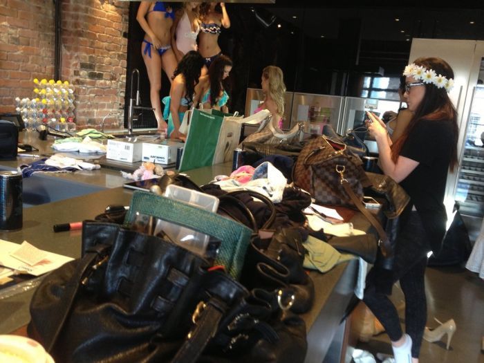 Фотосессия девушек в бикини