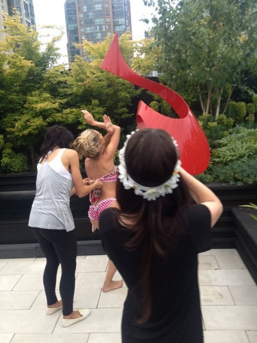 Фотосессия девушек в бикини