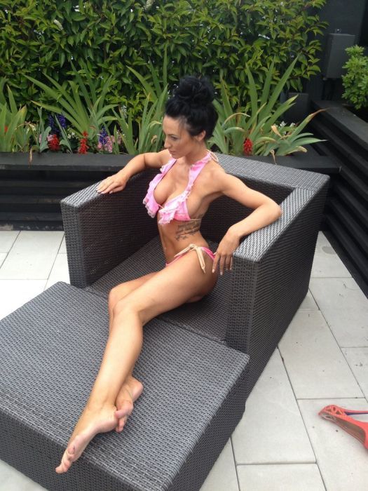 Фотосессия девушек в бикини