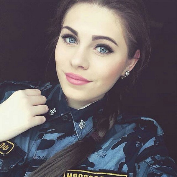 Фото девушек из социальных сетей