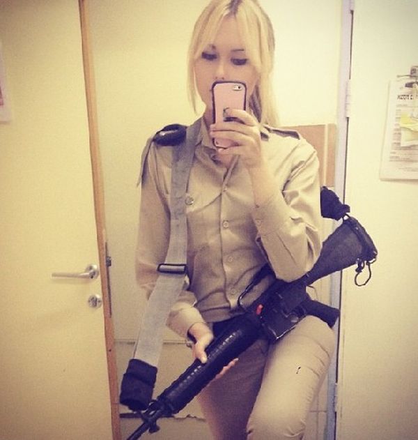 Девушки из армии Израиля