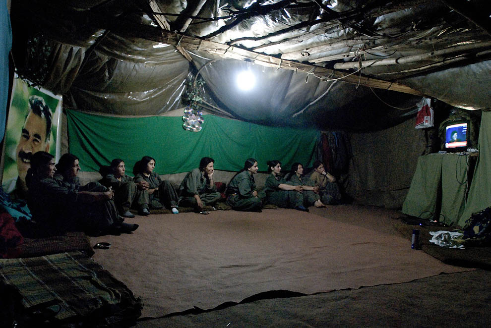 Курдские женщины-боевики (28 фото)