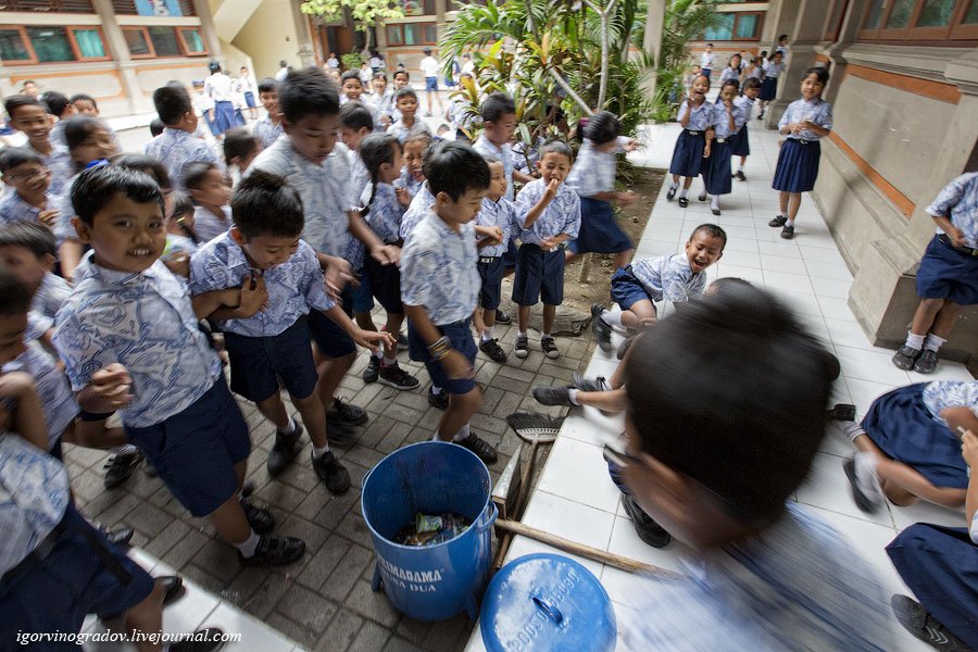 Самая позитивная школа в Индонезии