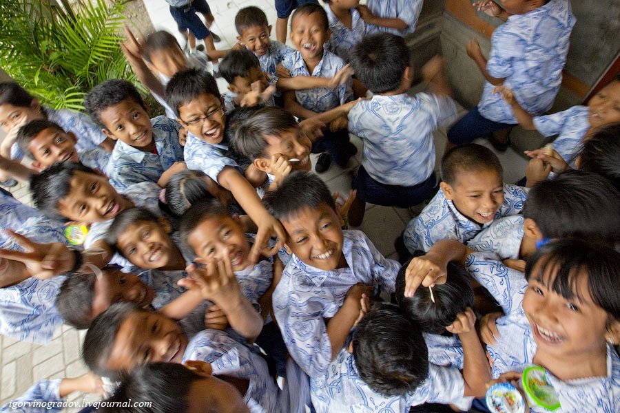Самая позитивная школа в Индонезии