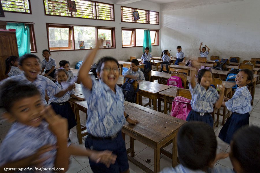 Самая позитивная школа в Индонезии
