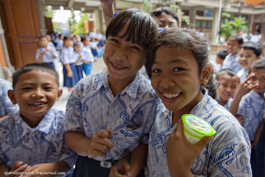 Самая позитивная школа в Индонезии