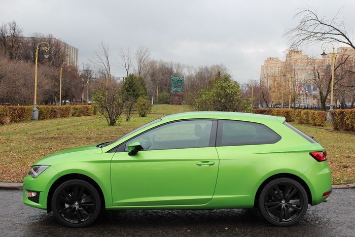 Модный и спортивный Seat Leon Модный и спортивный Seat Leon