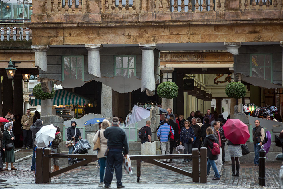 Летающий дом в центре Лондона