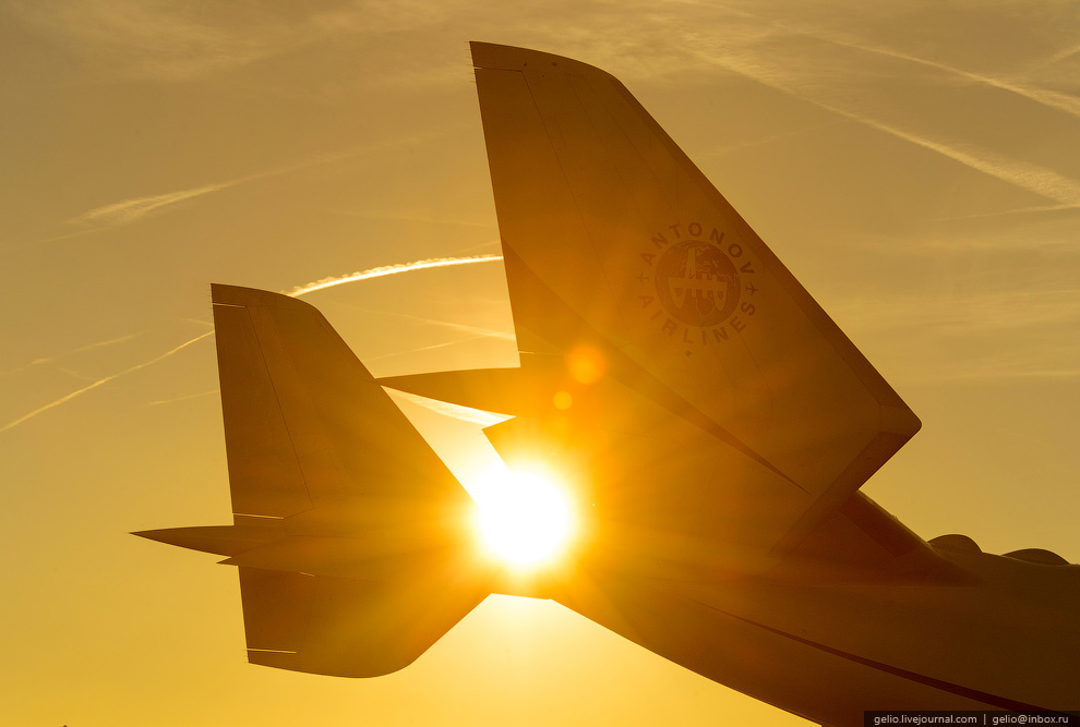 Ан-225 «Мрия» — самый большой самолет в мире Ан-225 «Мрия» — самый большой самолет в мире