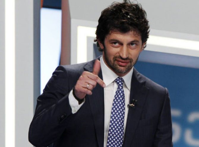 После футбола жизнь продолжается После футбола жизнь продолжается