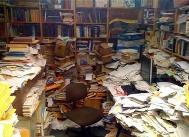 Работа в офисе проходит не так скучно, если трудишься в оригинальном окружении