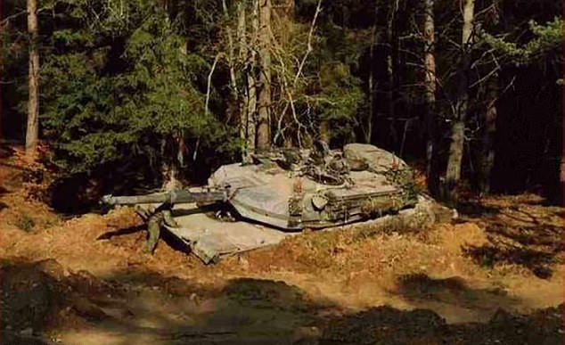 Некоторым танкистам не помешают дополнительные уроки вождения