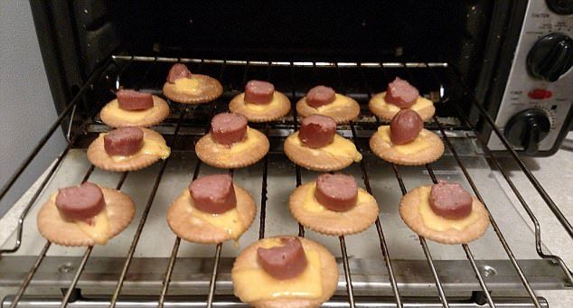 Когда приходишь домой бухим и решаешь чего-нибудь сожрать