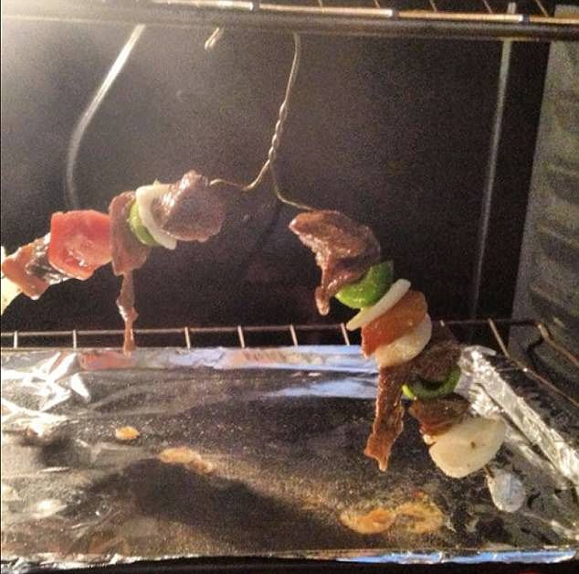 Когда приходишь домой бухим и решаешь чего-нибудь сожрать