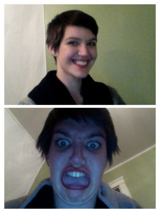 Симпатичные девушки кривляются