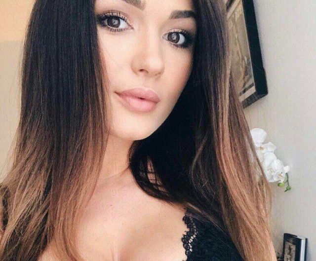 Очаровательные девушки