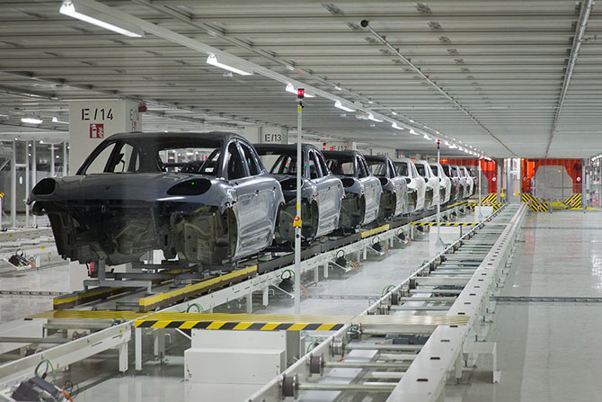Экскурсия по идеальному производству автомобилей в Лейпциге