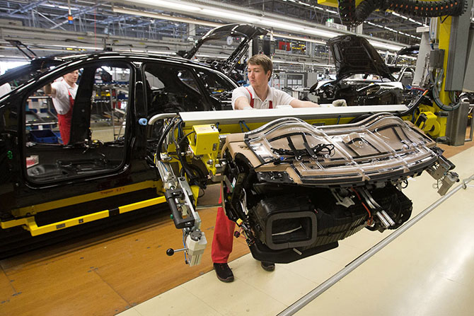 Экскурсия по идеальному производству автомобилей в Лейпциге