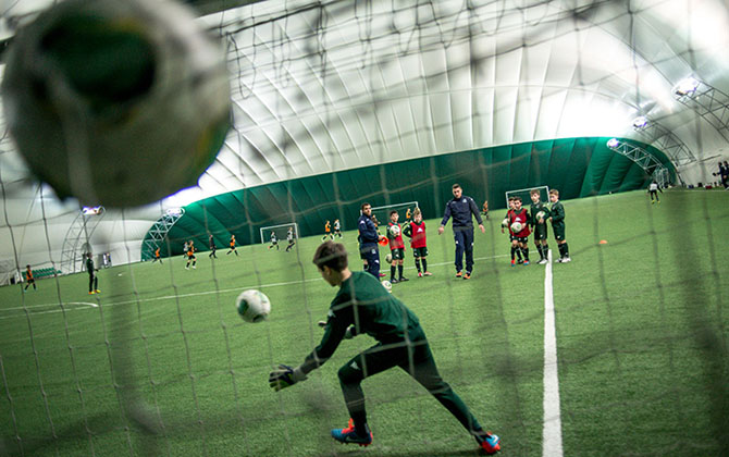 Где обучают юных российских футболистов