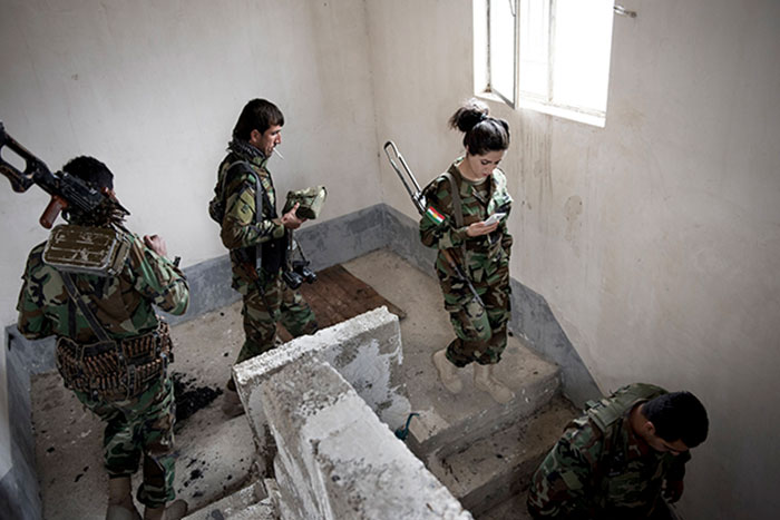 За голову датской студентки, уничтожившей 100 солдат ИГИЛ, назначили награду 1 млн долларов За голову датской студентки, уничтожившей 100 солдат ИГИЛ, назначили награду 1 млн долларов