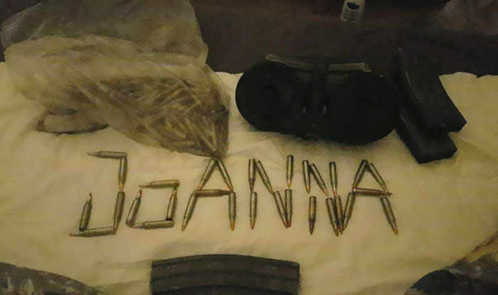 За голову датской студентки, уничтожившей 100 солдат ИГИЛ, назначили награду 1 млн долларов За голову датской студентки, уничтожившей 100 солдат ИГИЛ, назначили награду 1 млн долларов