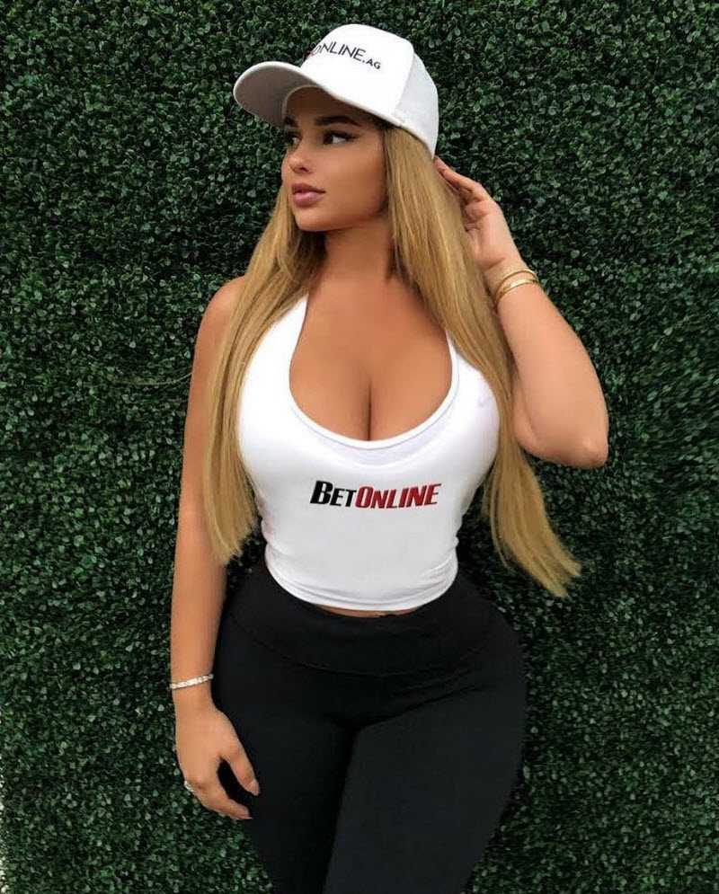 Снимки из Instagram Анастасии Квитко