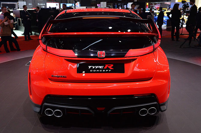 Автосалон в Женеве 2014